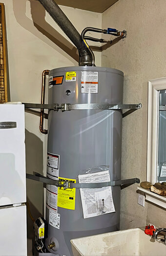 https://hamersleyhotwater.com.au/uploads/2025/06/electric-hot-water-system-58767.jpg