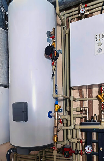 https://hamersleyhotwater.com.au/uploads/2025/06/hot-water-installs-34383.jpg