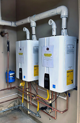 https://hamersleyhotwater.com.au/uploads/2025/06/hot-water-servicing-52956.jpg