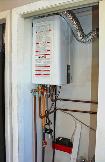 https://hamersleyhotwater.com.au/uploads/2025/06/instant-hot-water-systems-43926.jpg