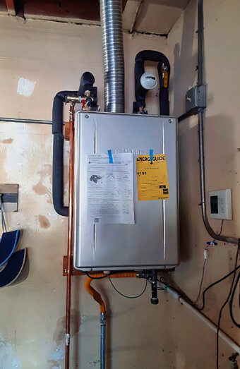 https://hamersleyhotwater.com.au/uploads/2025/06/instant-hot-water-systems-51476.jpg